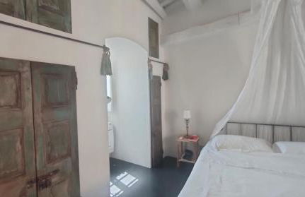 Luxury Apartment - Photo 9