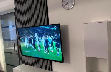 Charmante Wohnung mit Terrasse , ruhig und zentral - Photo 1