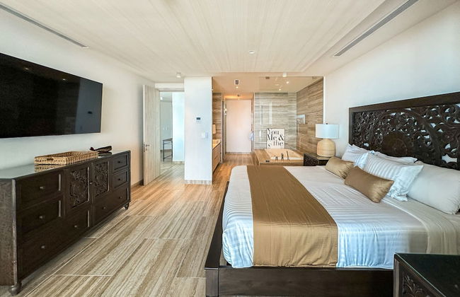 3BR Ground Floor Condo With Direct Pool Access - Foto 29