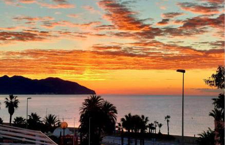 Precioso Apartamento en Urbanización Mar de Plata - Foto 3