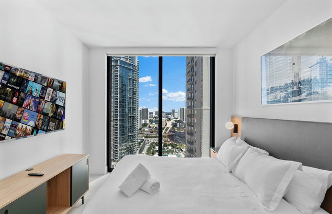 Luxury Condos in Downtown Miami - Photo 12