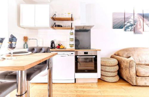 CENTRE VILLE-GRAND APPARTEMENT DE 50 M2 - COSY AVEC TERRASSE -Wifi - Foto 13