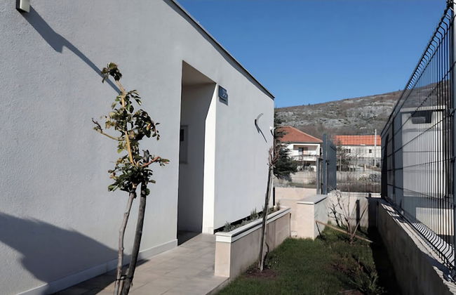 Villa Gariful - Sleeps 10 - Pool - Hottub - Petsok - Foto 21