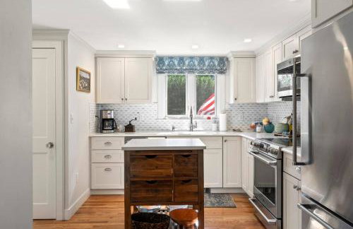 Rockport 3BR w/firepit|Walk to Bearskin Neck+Beach - Foto 5