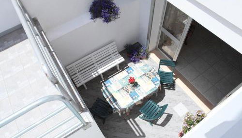 CASA FRONTE MARE POSTO ROSSO 8 POSTI LETTO - Foto 4