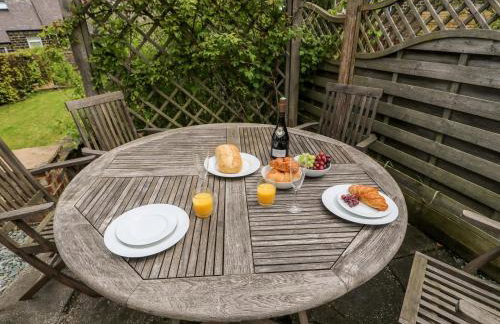 Garden Cottage - Photo 17