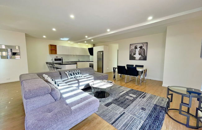 Phillip Island Towers - Photo 19