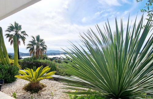 MAGNIFIQUE APPARTEMENT VUE MER - GRANDE TERRASSE ET PISCINE - Foto 6