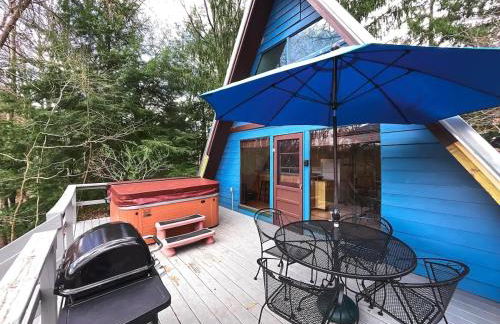 Whispering Waters, Hocking Hills, Hot Tub, Pond - Photo 8