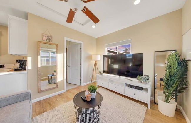 Trendy San Diego Home With Backyard and Firepit - Foto 4