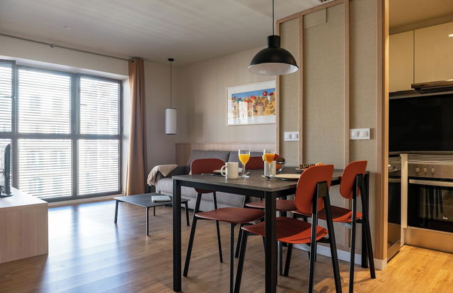 MH Apartments Urban - Photo 1