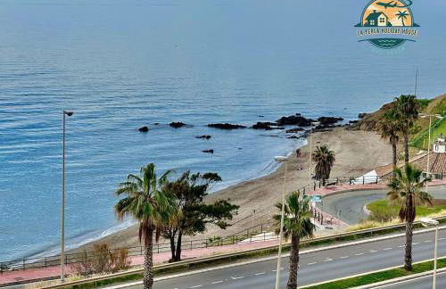 Seafront Townhouse with Stunning Mediterranean Views, community pool - Foto 32