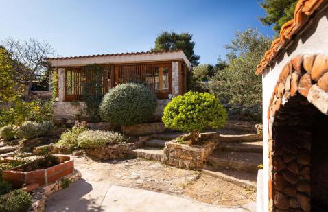 Apartments-Estate under the Paintbrush - Photo 32