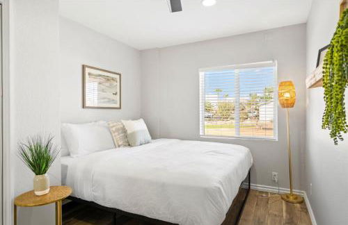 Backyard Oasis Heated Pool Game Room Gazebo - Foto 53