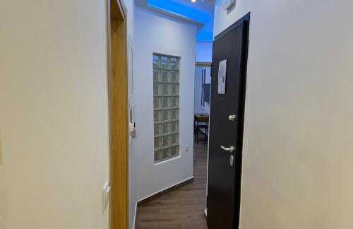 Modern Athens Suite - 160m from Metro - 3min Piraeus Port - 6 Guests - Foto 59