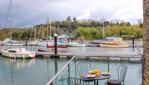 Spanish Boathouse - Photo 2