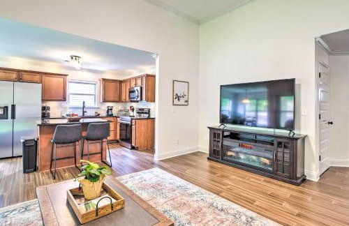 Family-Friendly Calera Getaway w/ Game Room! - Foto 6