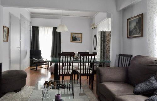 Awesome Home 3' from Metro (M3) Station Agia Paraskevi - Foto 1