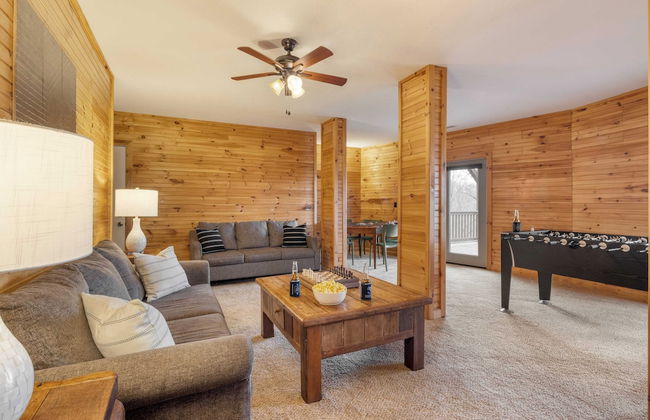 Leyland by Avantstay Cabin Mansion w/ Views - Foto 16