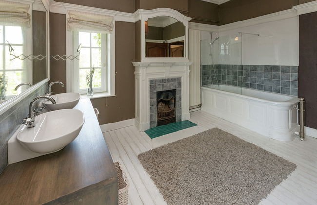 Castle in Spa With Lake View & Heated Pool - Foto 18