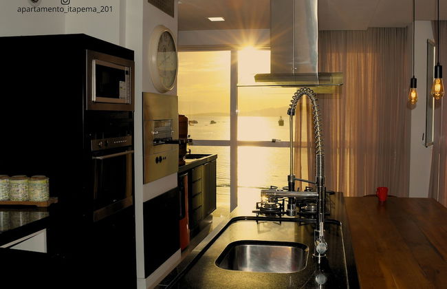 Apto Panorâmico Vista Mar em Itapema - Foto 16