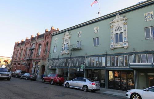 Garden Level Flat in 1885 Queen Anne Victorian Cottage in Alameda - Foto 57