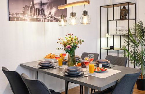 Wohlfühlapartment, Zentral, 200m zur UNI, Parkplatz, Boxspringbetten, Massagesessel, Nespresso, 1Gbit LAN & WIFI - Foto 2