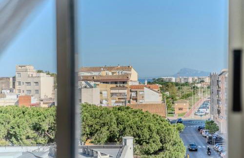 Amplio piso de 100m2 con 3 hab, wifi rápido, AC - Photo 34