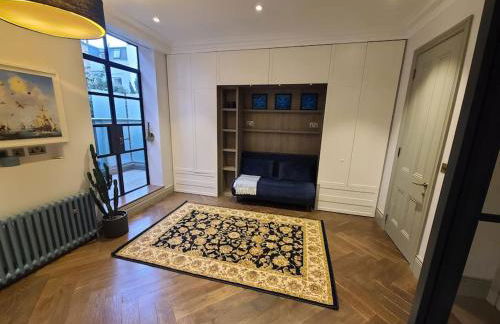 New Boutique Ground Floor Apartment - Photo 15