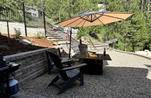 Timberwood Cottage in Downtown Twain Harte - Foto 7