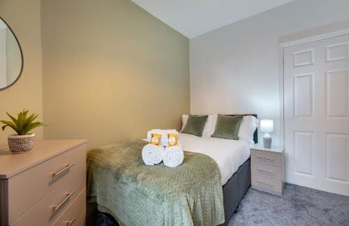 Brandon Grove Stay Sleeps 6 by Week2Week - Photo 5