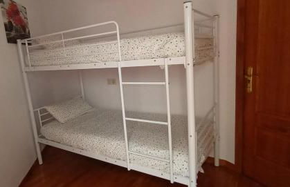 Acogedora Vivienda de 2 Habitaciones y Terraza - Foto 5