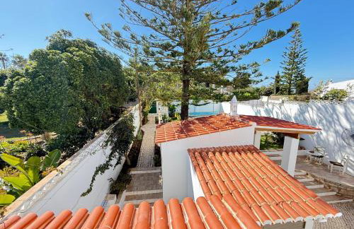 Vila Golfinho, with heated pool, rooftop lounge and ocean views - Foto 48