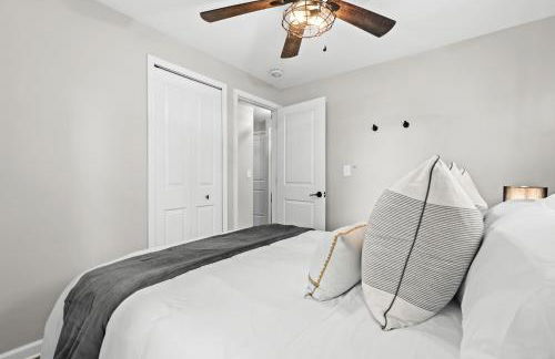 New! Private Lakefront Retreat 3BR 2BA Game Room - Foto 41