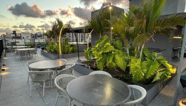 Melhores Flats - Relaxante, à beira-mar - Foto 1