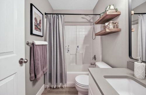 Near Zion Remodeled 2BR Sleeps 6 Game Garage - Foto 24