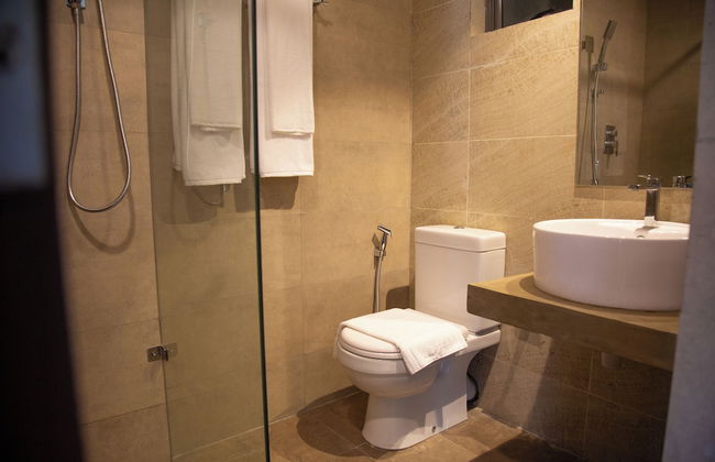 Marine Suites - Photo 73