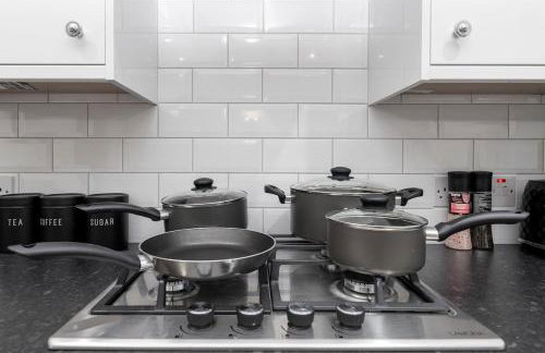 Modern 3BR Home - Designated Parking - Groups - Foto 23