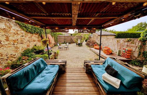 Garage Number 9 Private Urban Loft Apartment with Jacuzzi in Le Dorat - Foto 11