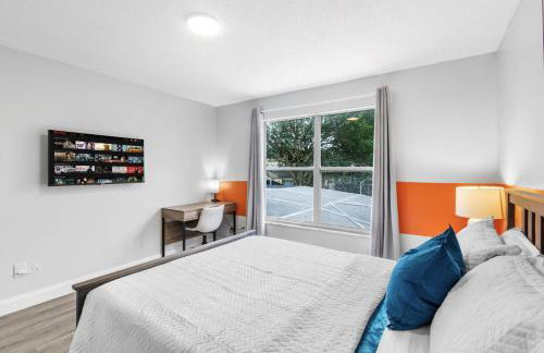 Mario Manor Heated Pool King Bed Game Room Near Disney - Foto 27