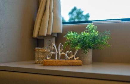 Lieblingsplatz Parey - schwimmendes Hausboot - Foto 4