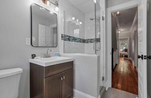 Charming Historic Getaway in the Heart of Columbus - Foto 35