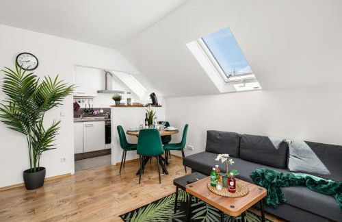 MOLA Apartments-Moderne Ferienwohnung im Herdecker Zentrum für 3 Personen-mit Balkon-Grill-Gratis Parkplatz-WLAN - Foto 1