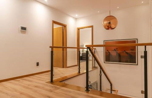 A&M House II Luxury Holidays Home - Photo 22