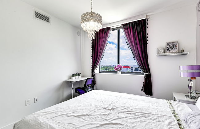 New 3 Bed 2 Bath In The Little Havana - Photo 9