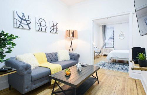 1567-1A New 2br PRIME upper East APT W&D - Foto 1