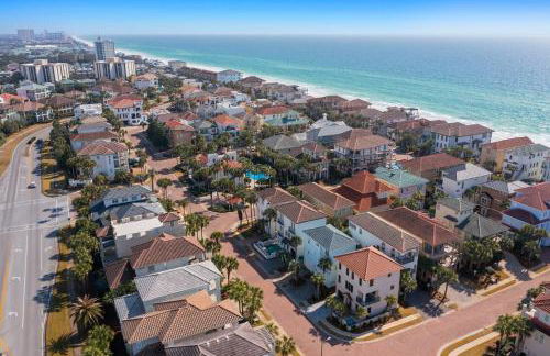 Storybook - Pet Friendly Home Near the Beach with Private Pool - Foto 49