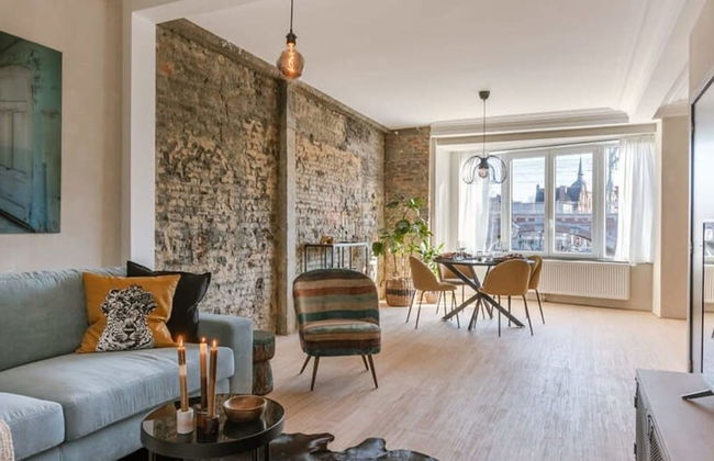 Industrial Apartment With Terrace in Antwerp - Photo 1