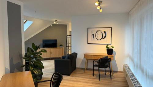 NOOQA Cologne - Comfort Riverside Home -160 qm, 2 Floors - Foto 2