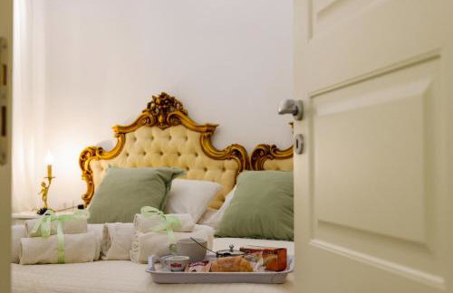 Giallo Napoletano Home - Photo 9